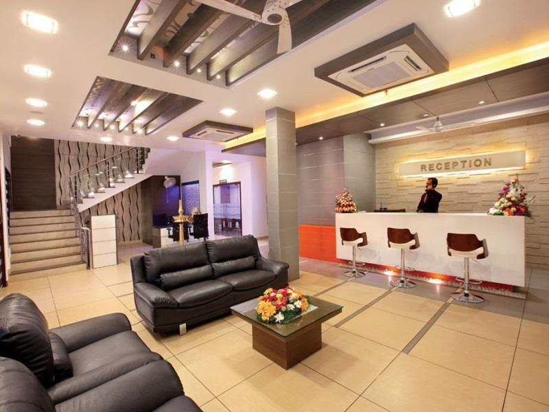 Hotel Aswathy Kodungallūr Екстериор снимка
